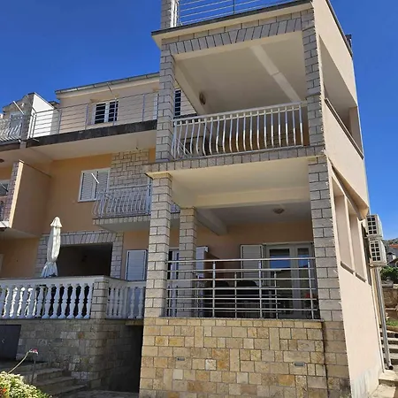 דירה Miro Grebaštica